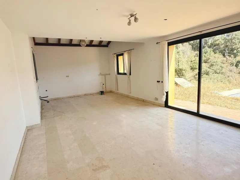 Detached Villa in Elviria – A unique opportunity to create your dream home