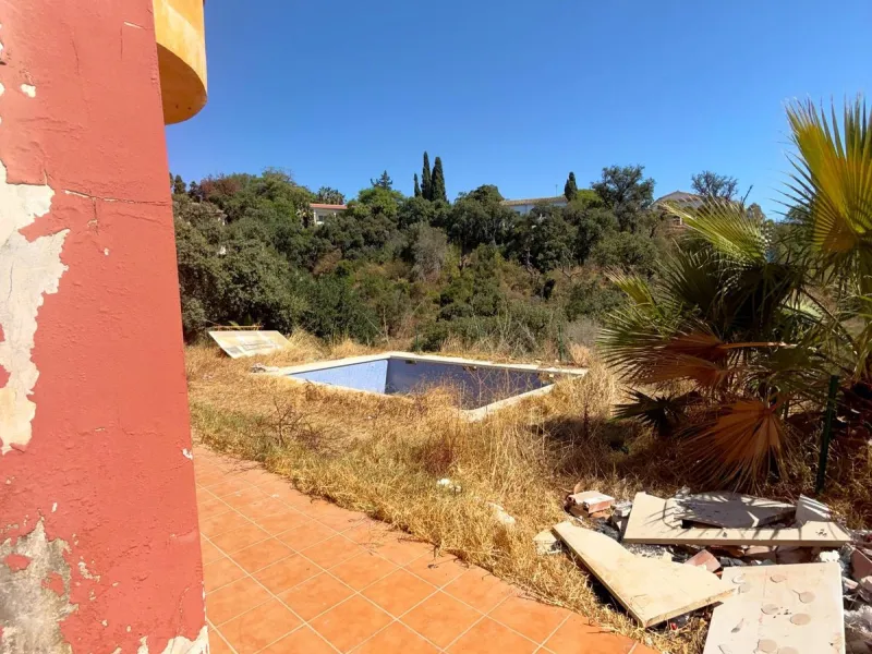 Detached Villa in Elviria – A unique opportunity to create your dream home