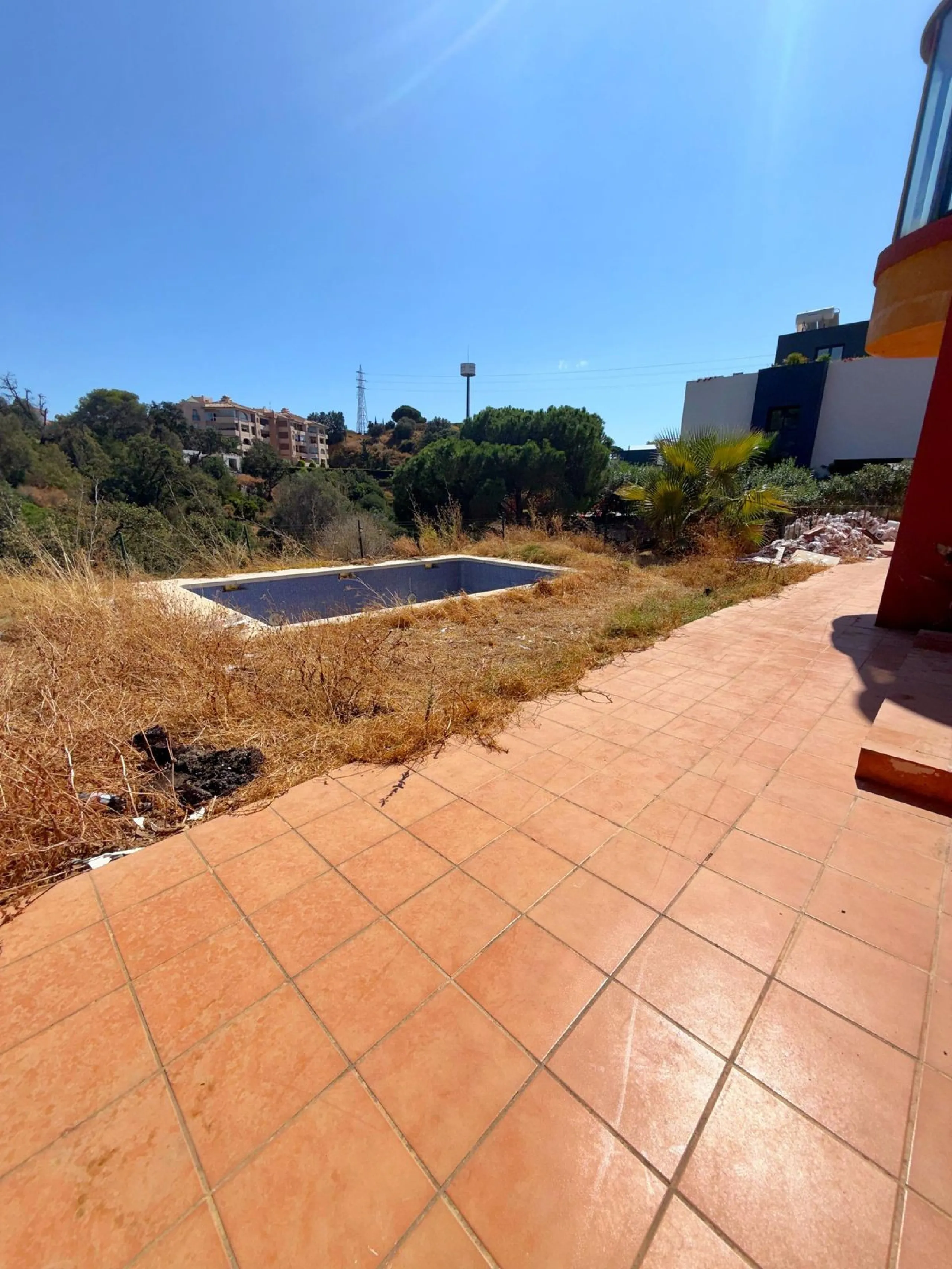 Detached Villa in Elviria – A unique opportunity to create your dream home