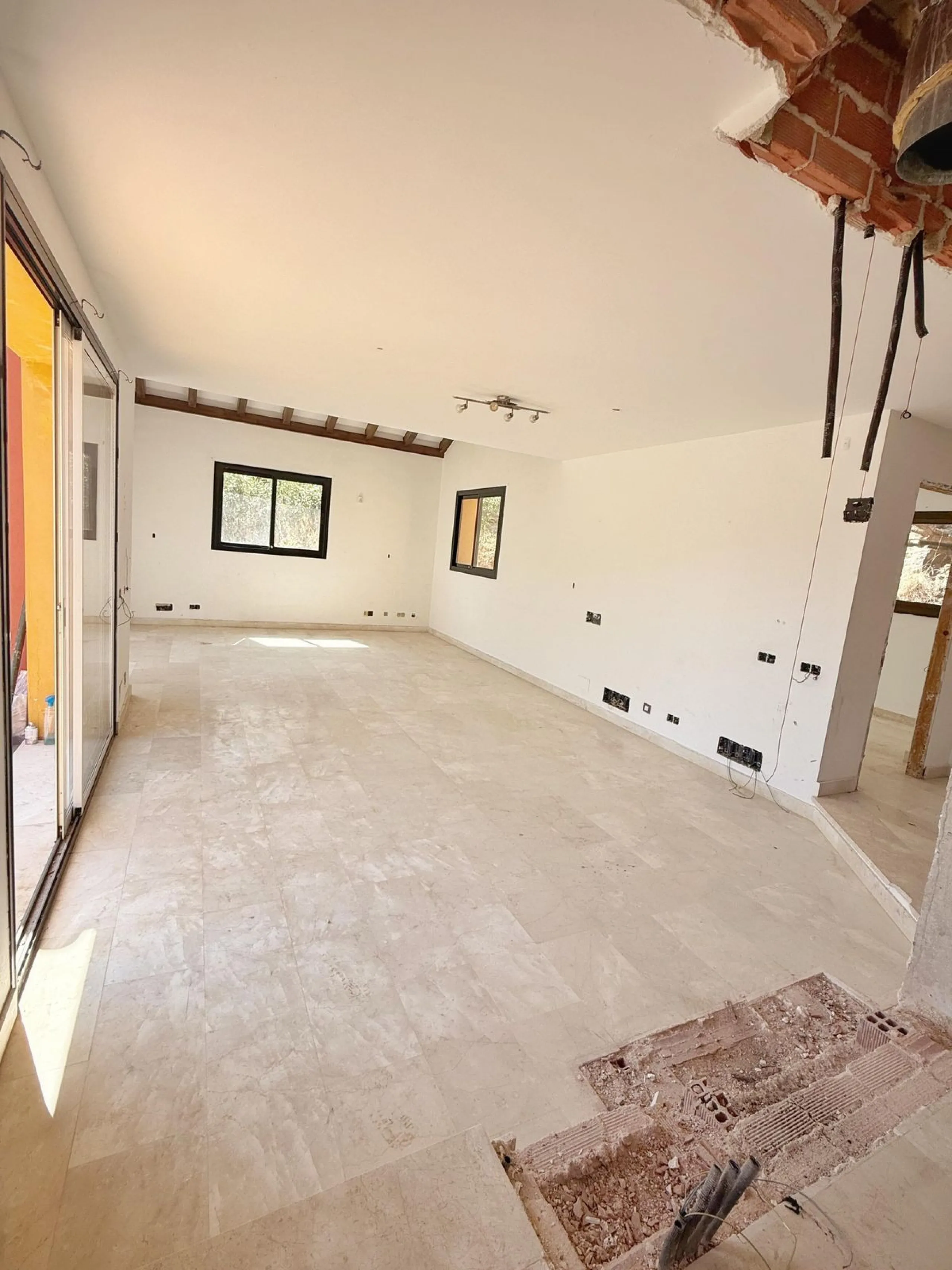 Detached Villa in Elviria – A unique opportunity to create your dream home