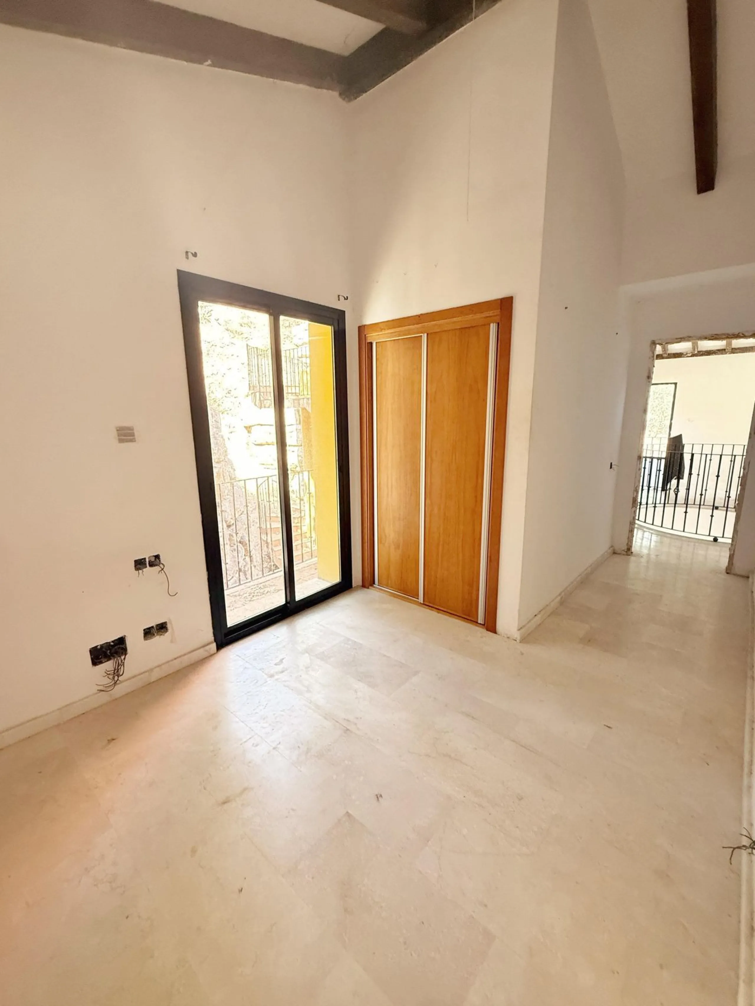Detached Villa in Elviria – A unique opportunity to create your dream home