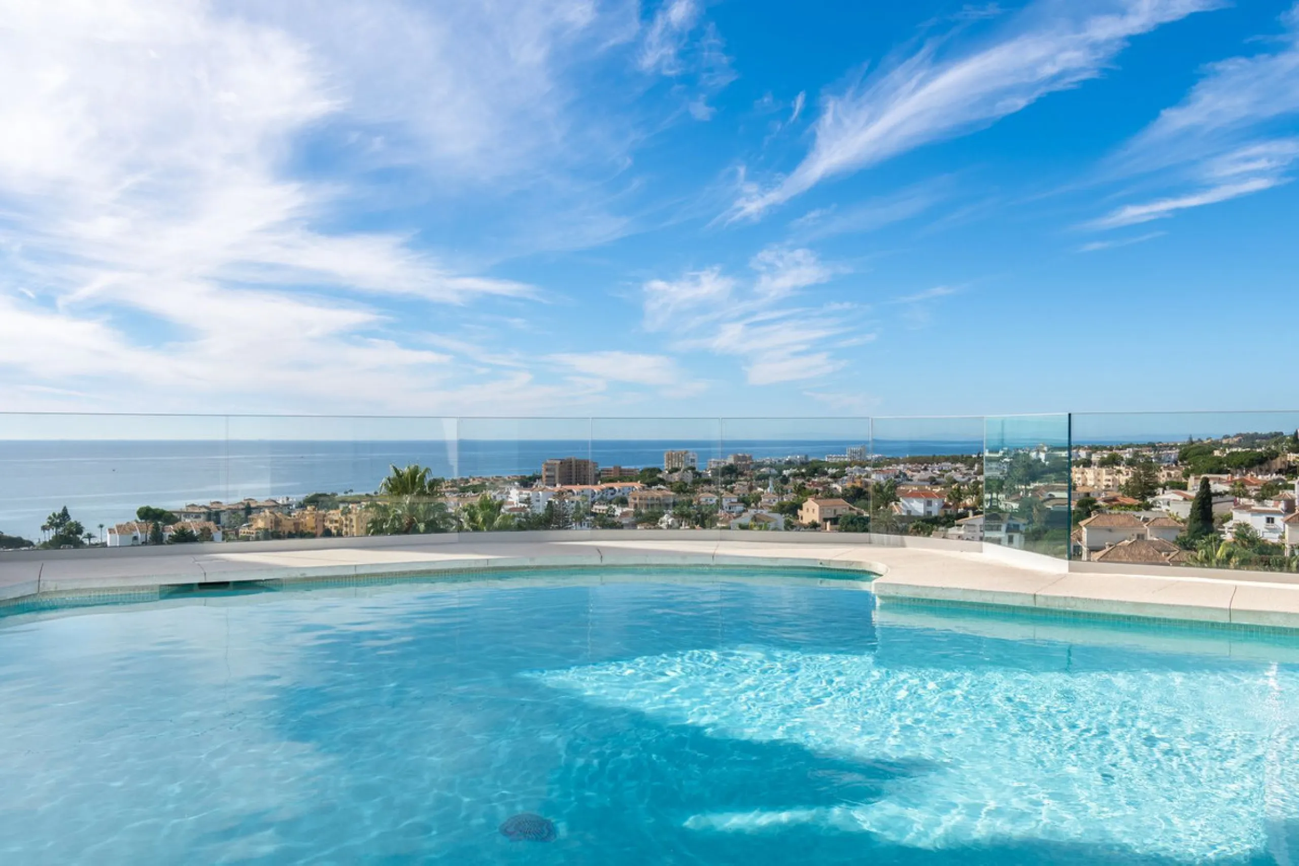 Villa in a prime location in Mijas Costa.
