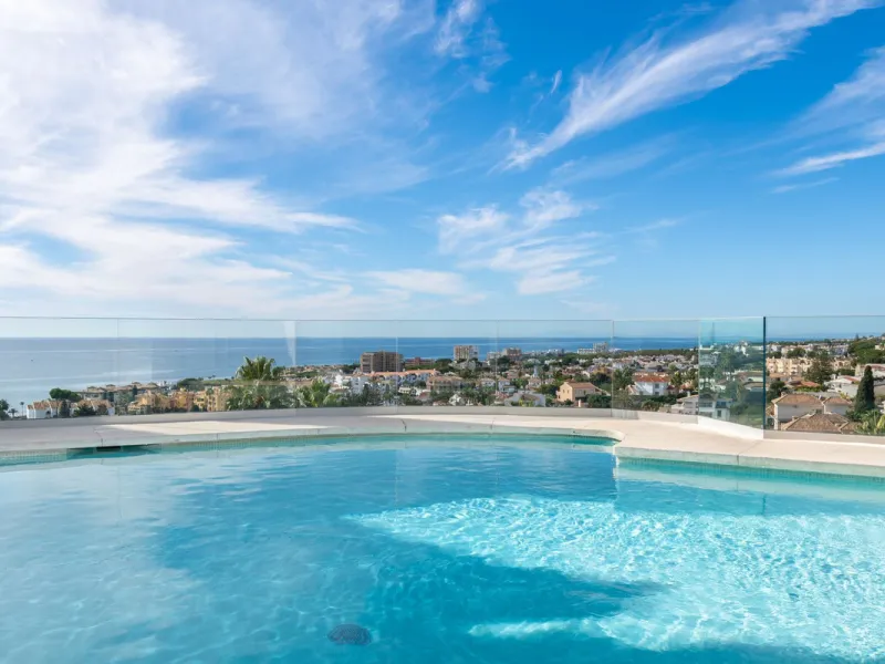 Villa in a prime location in Mijas Costa.