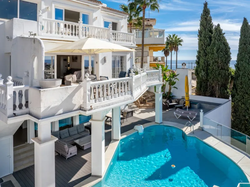 Villa in a prime location in Mijas Costa.