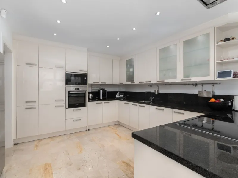 Villa in a prime location in Mijas Costa.