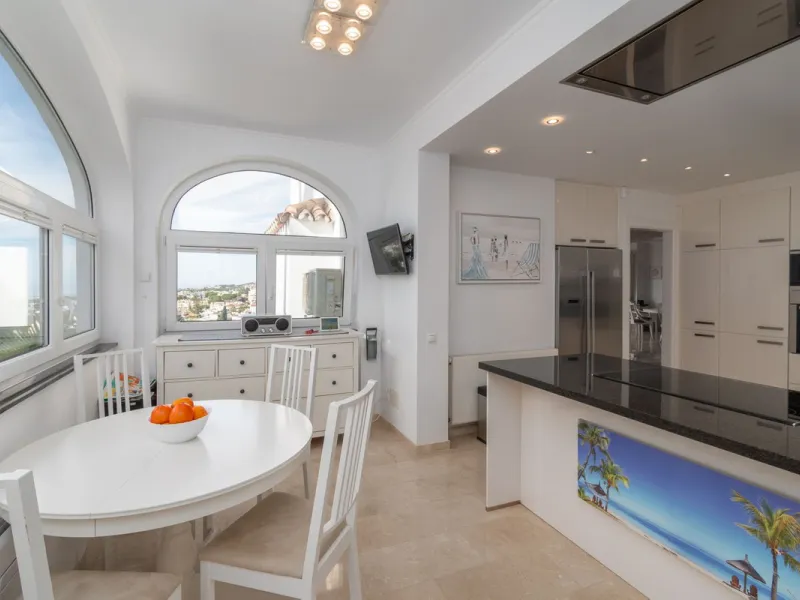 Villa in a prime location in Mijas Costa.