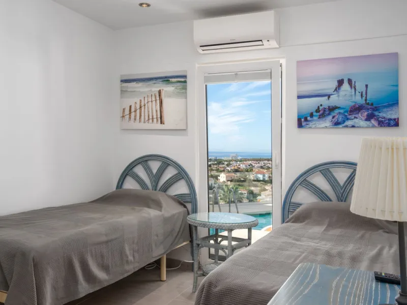 Villa in a prime location in Mijas Costa.