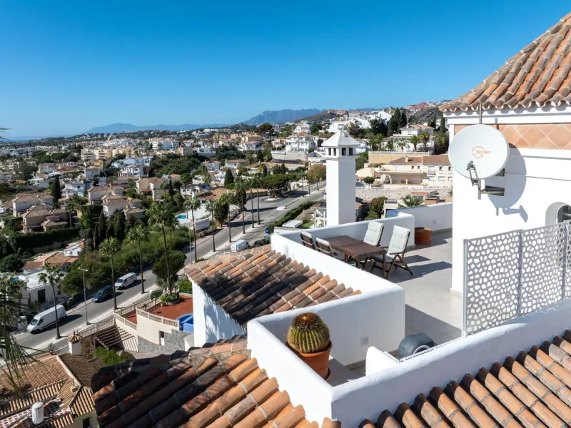 Villa in a prime location in Mijas Costa.
