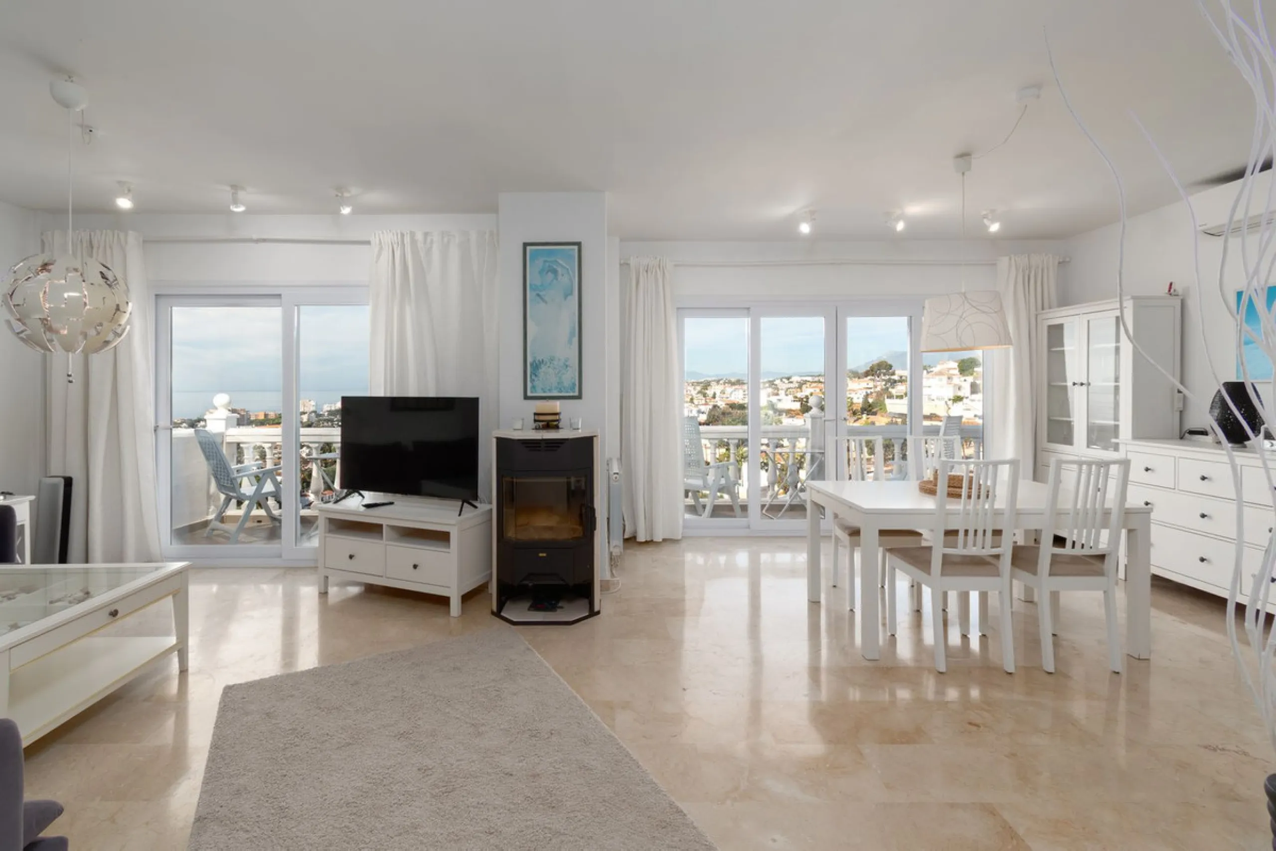 Villa in a prime location in Mijas Costa.