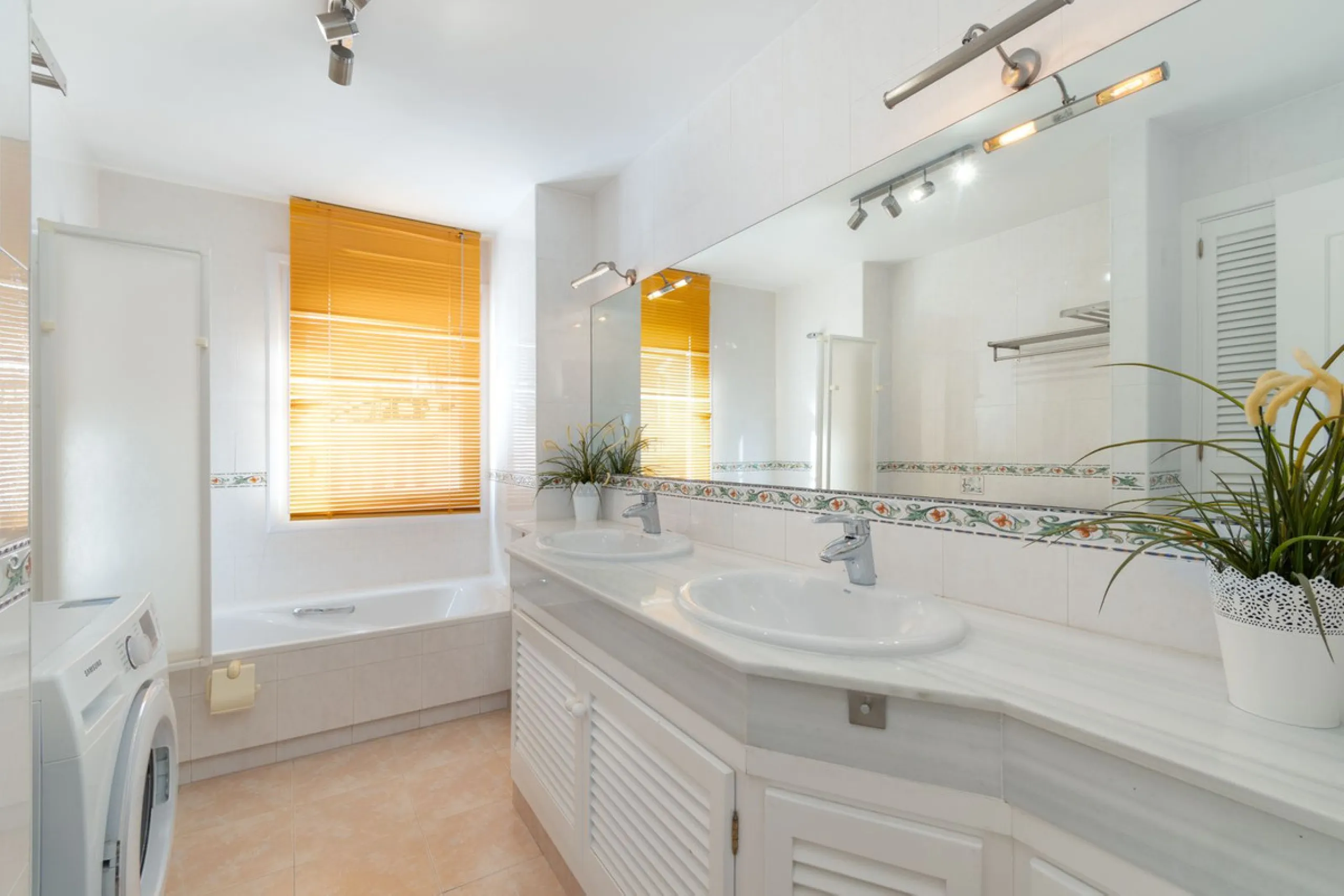 Villa in a prime location in Mijas Costa.