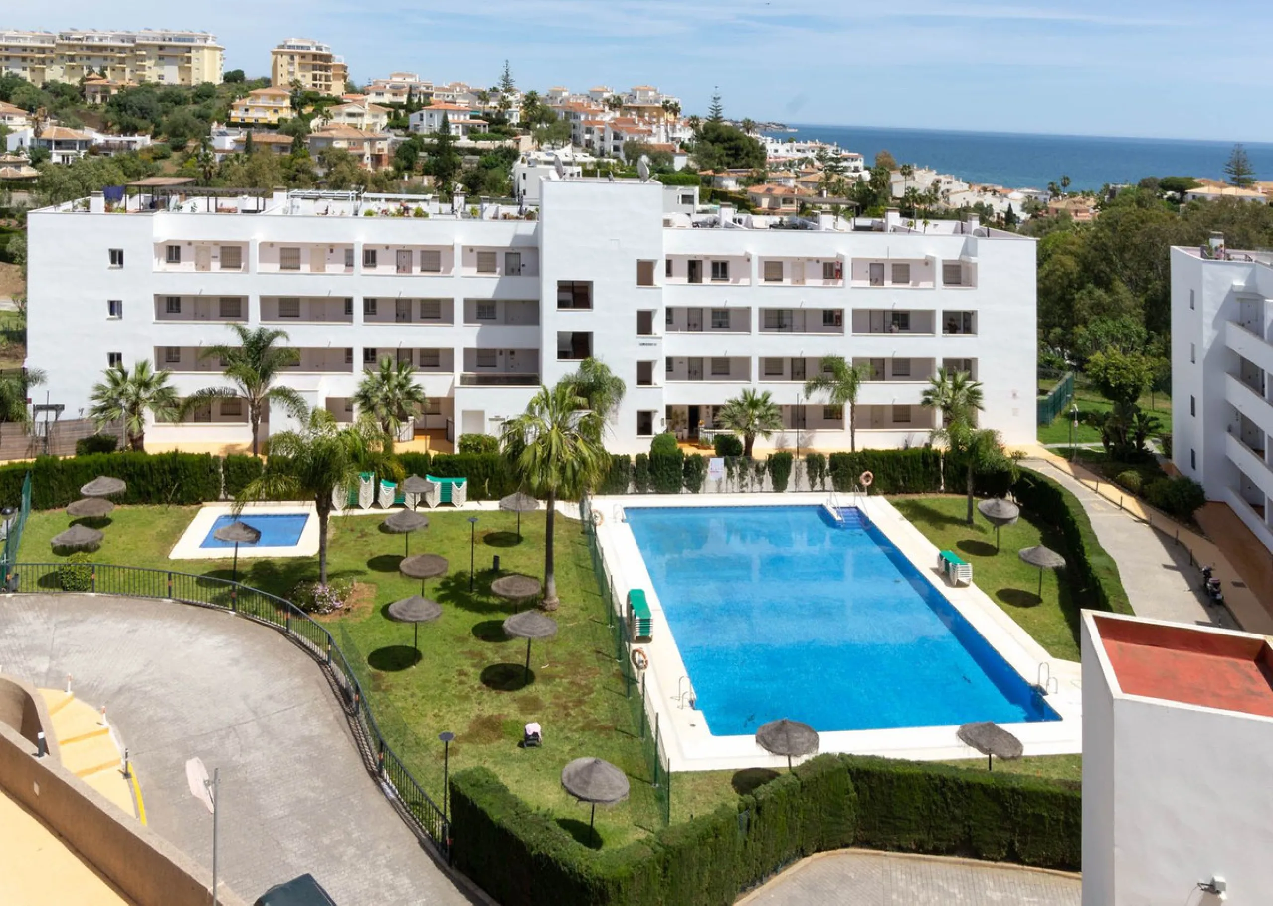 Apartment - Middle Floor Apartment в продаже в Mijas, Málaga. В доме 2 спален и 2 ванных комнат. Площадь дома 70 м²