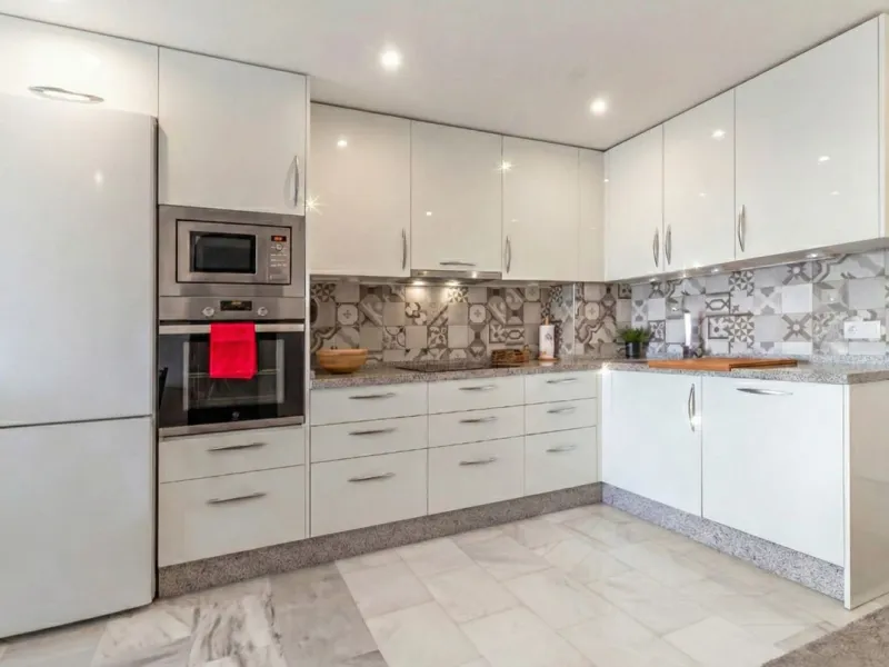 Apartment - Middle Floor Apartment в продаже в Mijas, Málaga. В доме 2 спален и 2 ванных комнат. Площадь дома 70 м²