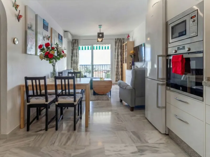 Apartment - Middle Floor Apartment в продаже в Mijas, Málaga. В доме 2 спален и 2 ванных комнат. Площадь дома 70 м²