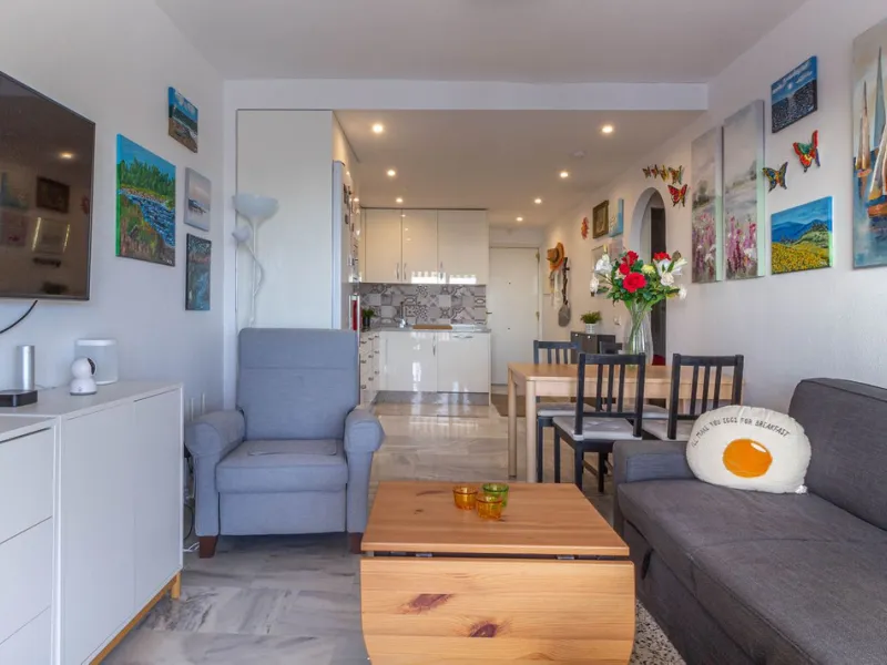 Apartment - Middle Floor Apartment в продаже в Mijas, Málaga. В доме 2 спален и 2 ванных комнат. Площадь дома 70 м²
