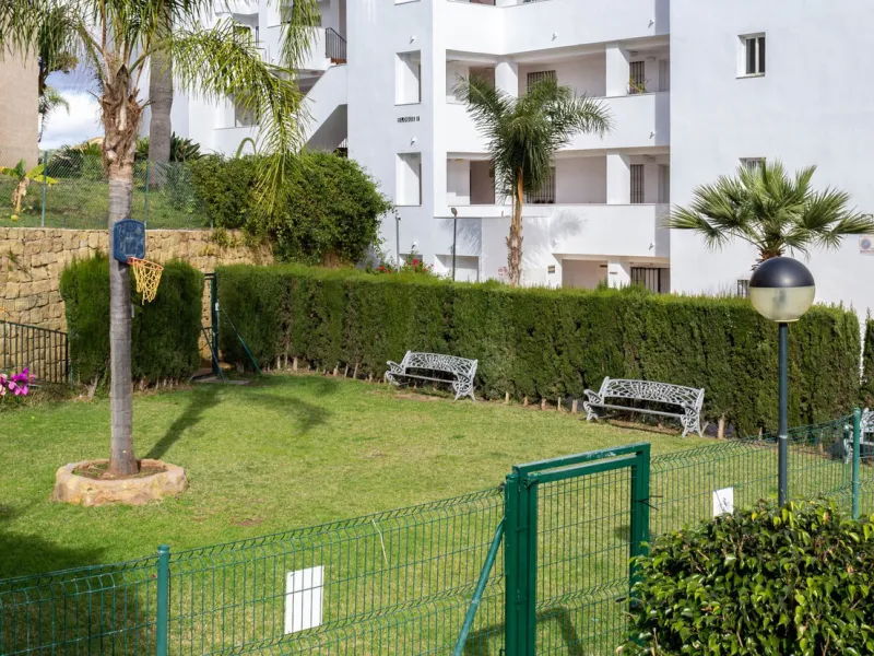 Apartment - Middle Floor Apartment в продаже в Mijas, Málaga. В доме 2 спален и 2 ванных комнат. Площадь дома 70 м²