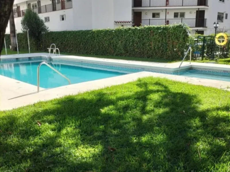 Апартамент средний этаж, Marbella, Costa del Sol