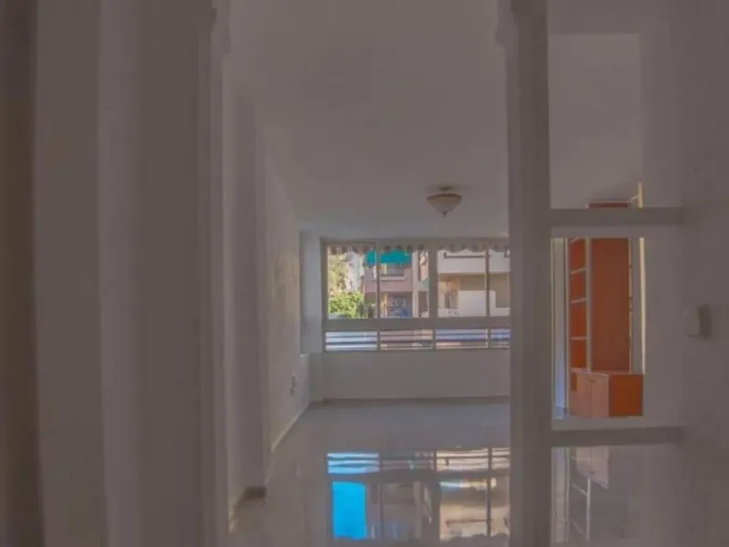 Апартамент средний этаж, Marbella, Costa del Sol