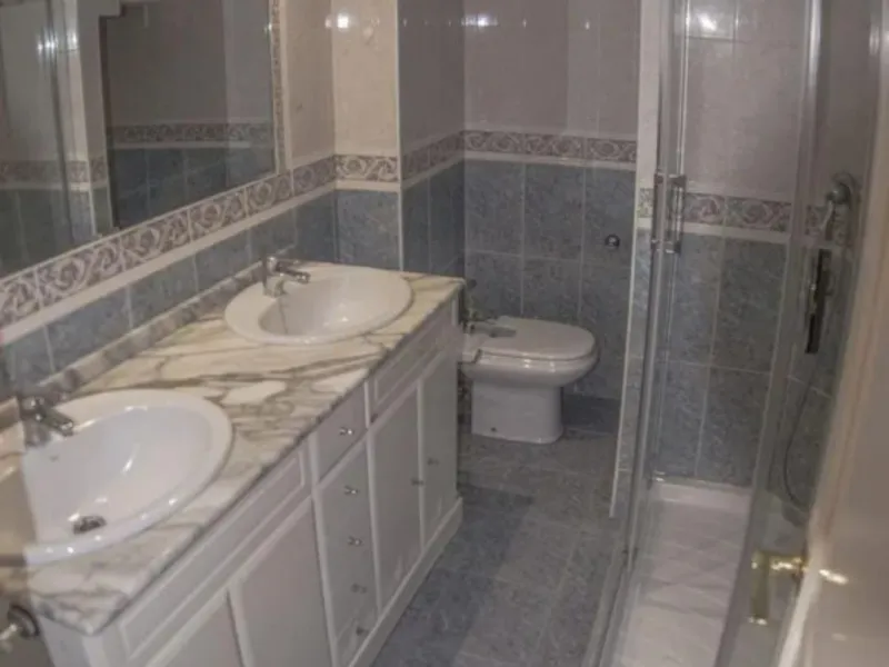 Апартамент средний этаж, Marbella, Costa del Sol