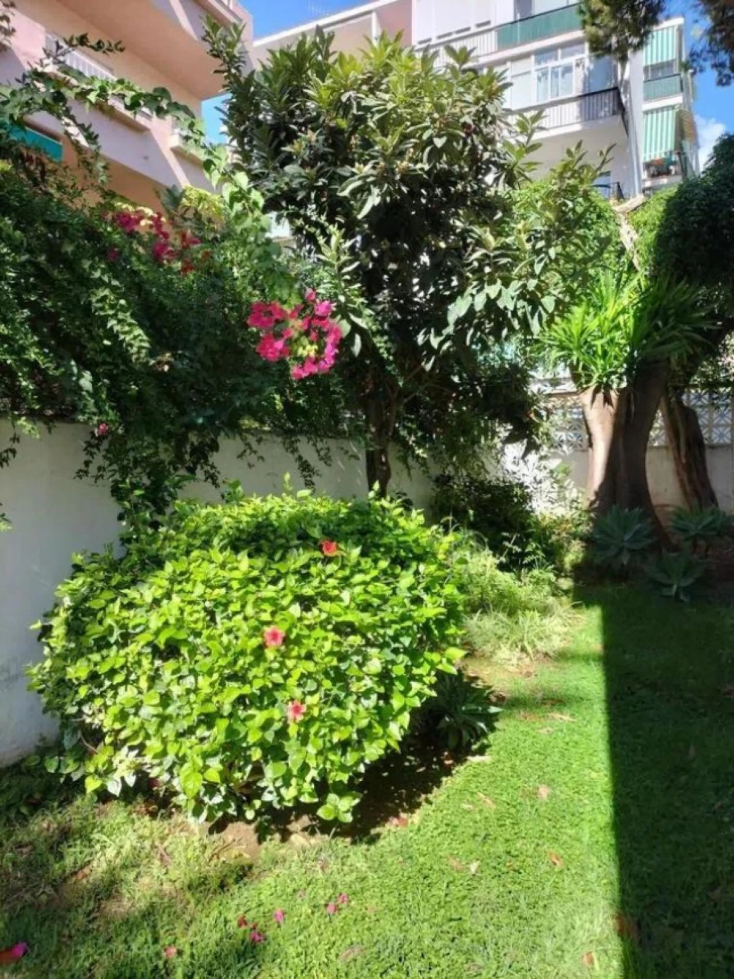 Апартамент средний этаж, Marbella, Costa del Sol