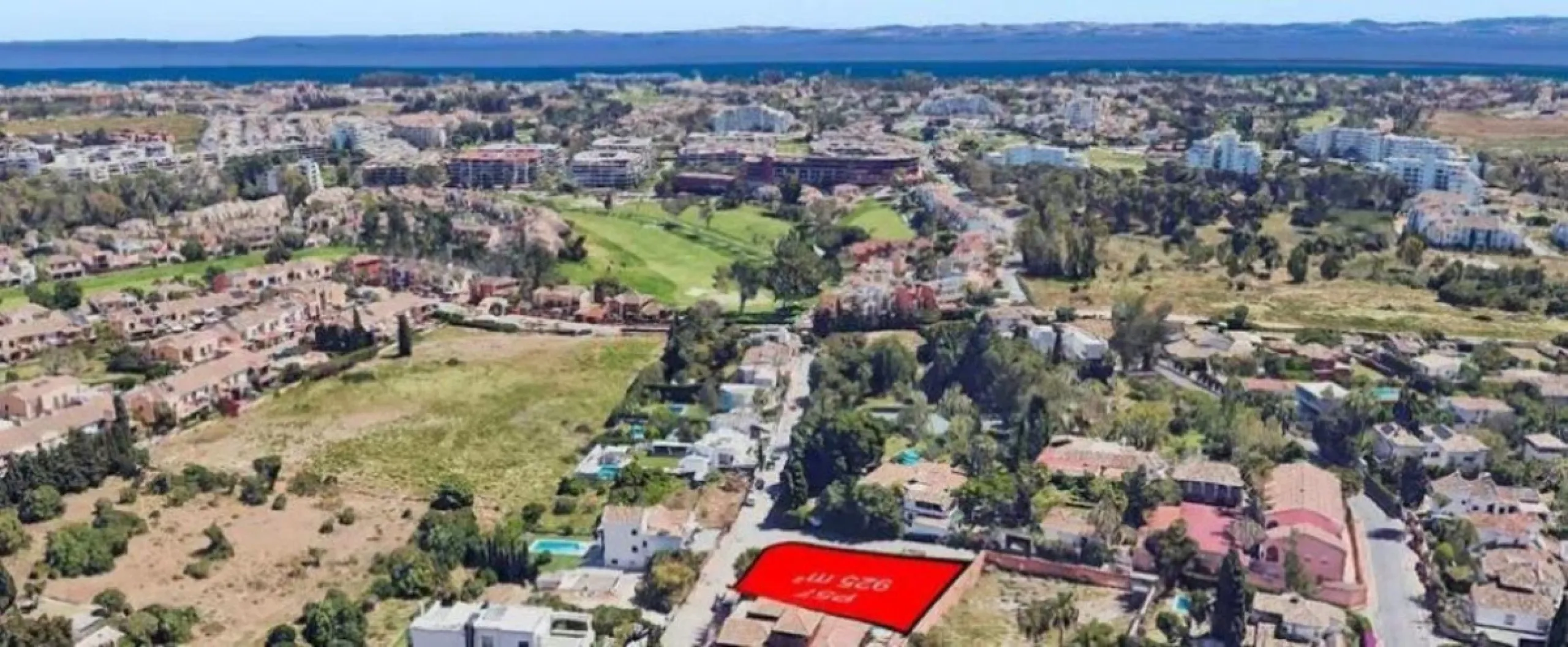 Unique urban plot, located in one of the most sought-after residential locations in Marbella and the Costa del Sol, Valle del Sol, next to Guadalmina, five minutes from Puerto Banús, surrounded by high-end villas, golf courses, shopping centers and school