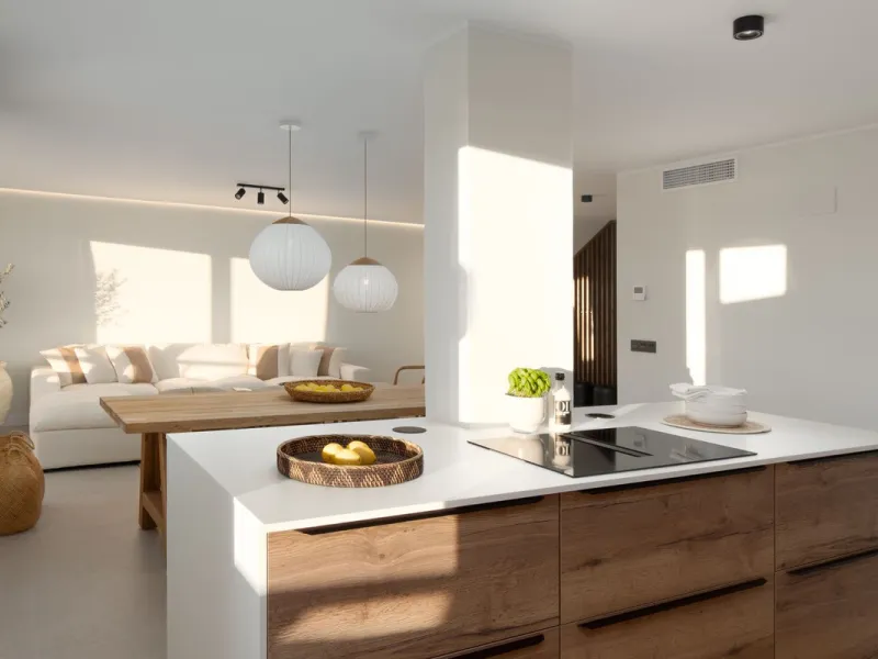 Perfect family home, close to international schools, with pool, padel court, gym, 2 parking places, storage room. Close to the Yucas beach (600m).