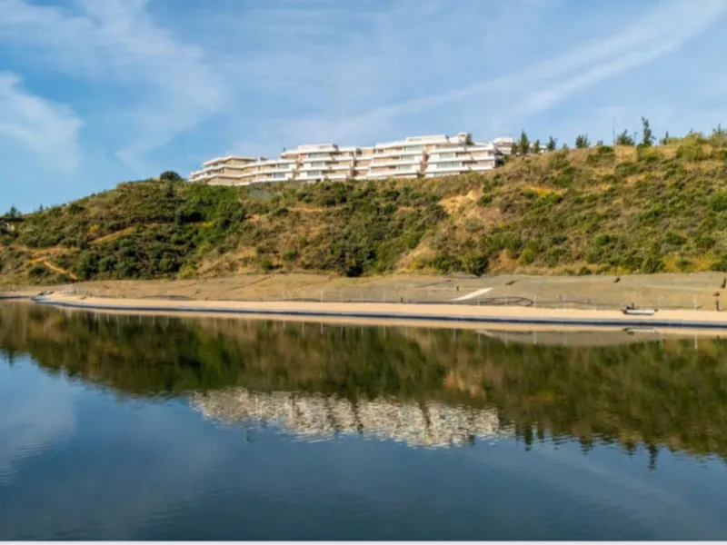 Discover a rare opportunity to own one of the very few 4-bedroom residences in the prestigious Palmitos development, La Quinta. This stunning apartment offers a spacious living room, fully equipped designer kitchen, four bedrooms, two bathrooms, and a gue