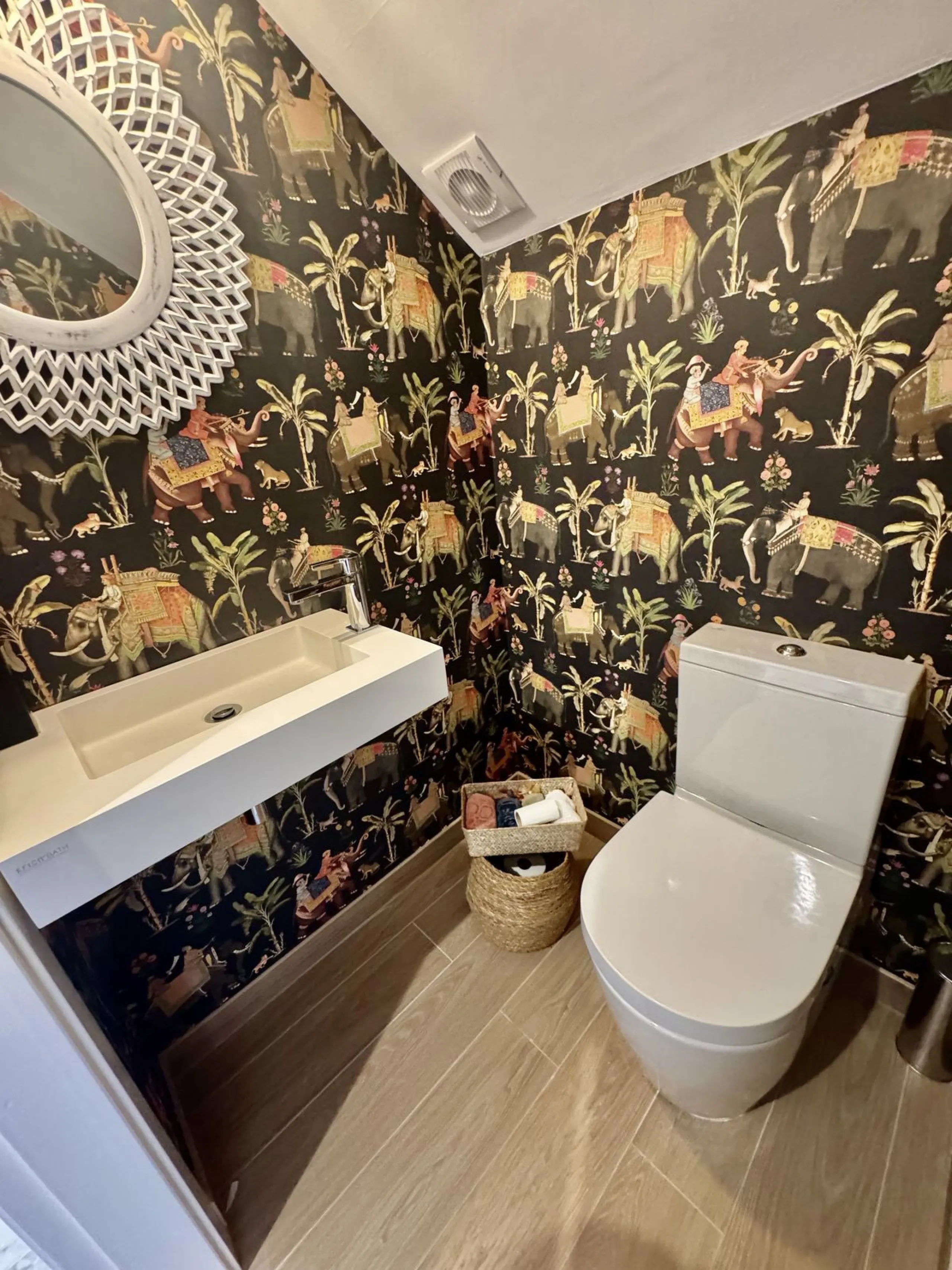 Apartment - Penthouse Duplex в продаже в Marbella, Málaga. В доме 4 спален и 5 ванных комнат. Площадь дома 255 м²