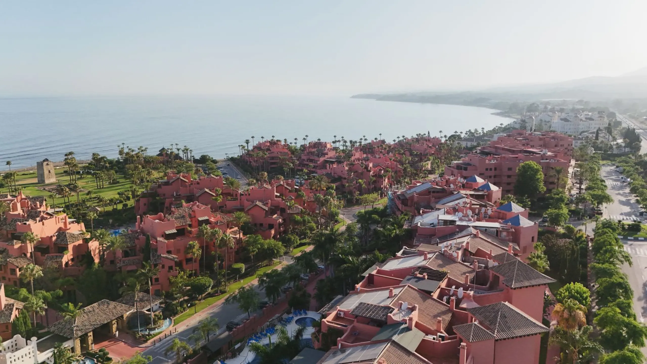 Modern 3-Bedroom Apartment in Las Nayades, Estepona