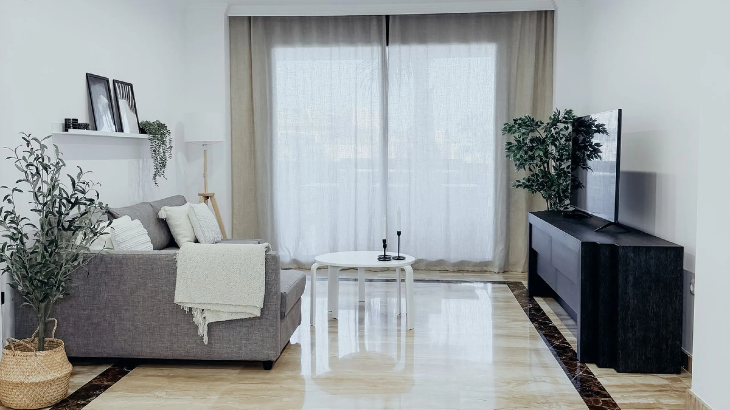 Modern 3-Bedroom Apartment in Las Nayades, Estepona