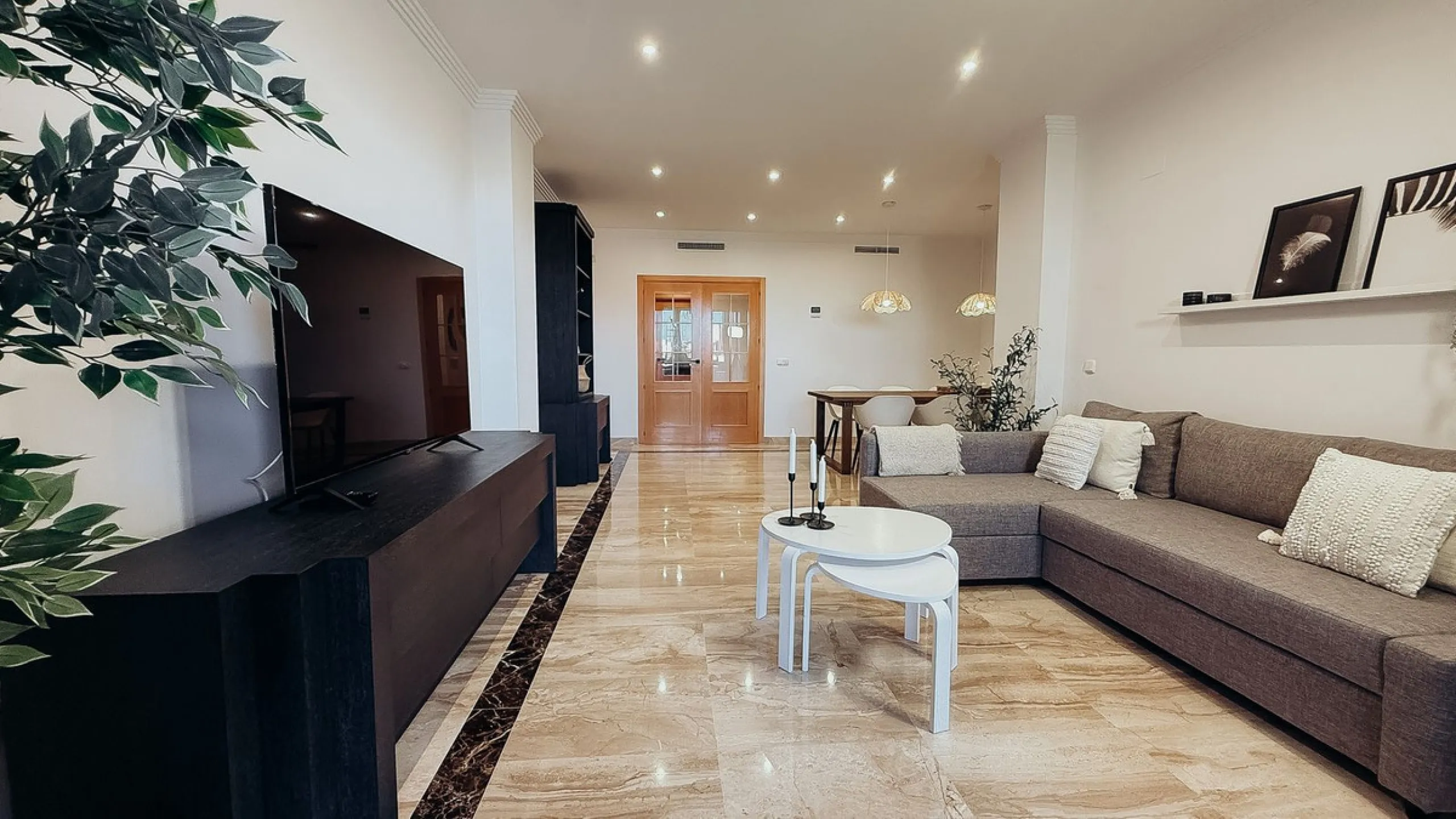 Modern 3-Bedroom Apartment in Las Nayades, Estepona