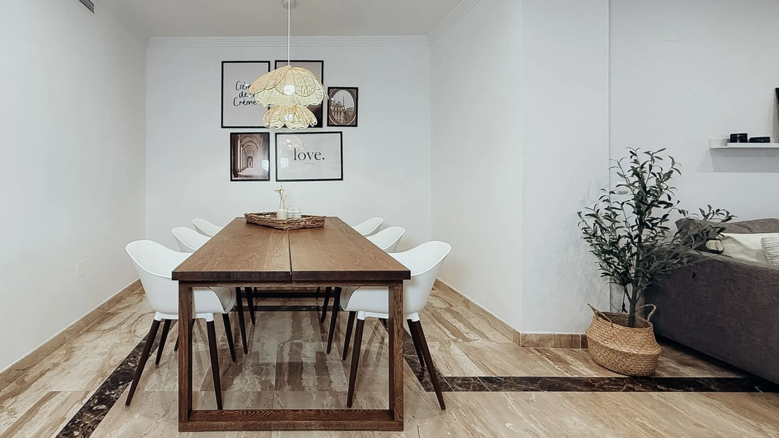 Modern 3-Bedroom Apartment in Las Nayades, Estepona