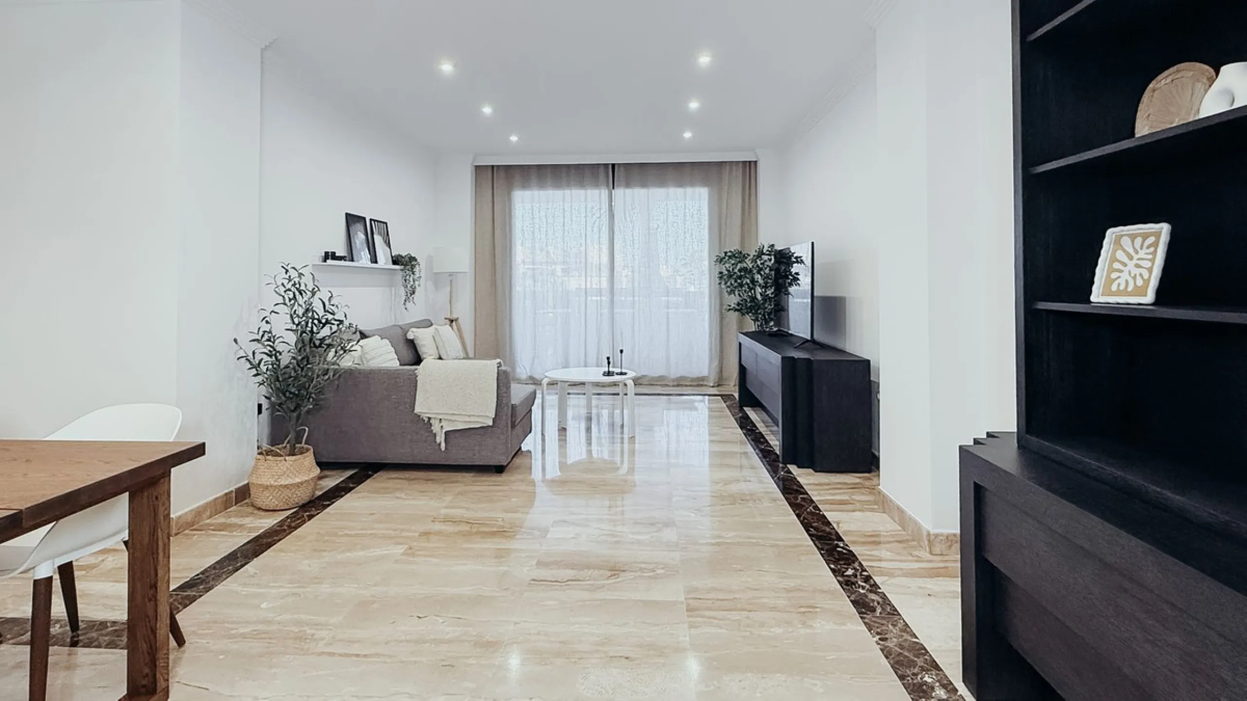 Modern 3-Bedroom Apartment in Las Nayades, Estepona