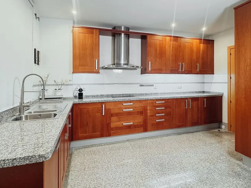 Modern 3-Bedroom Apartment in Las Nayades, Estepona