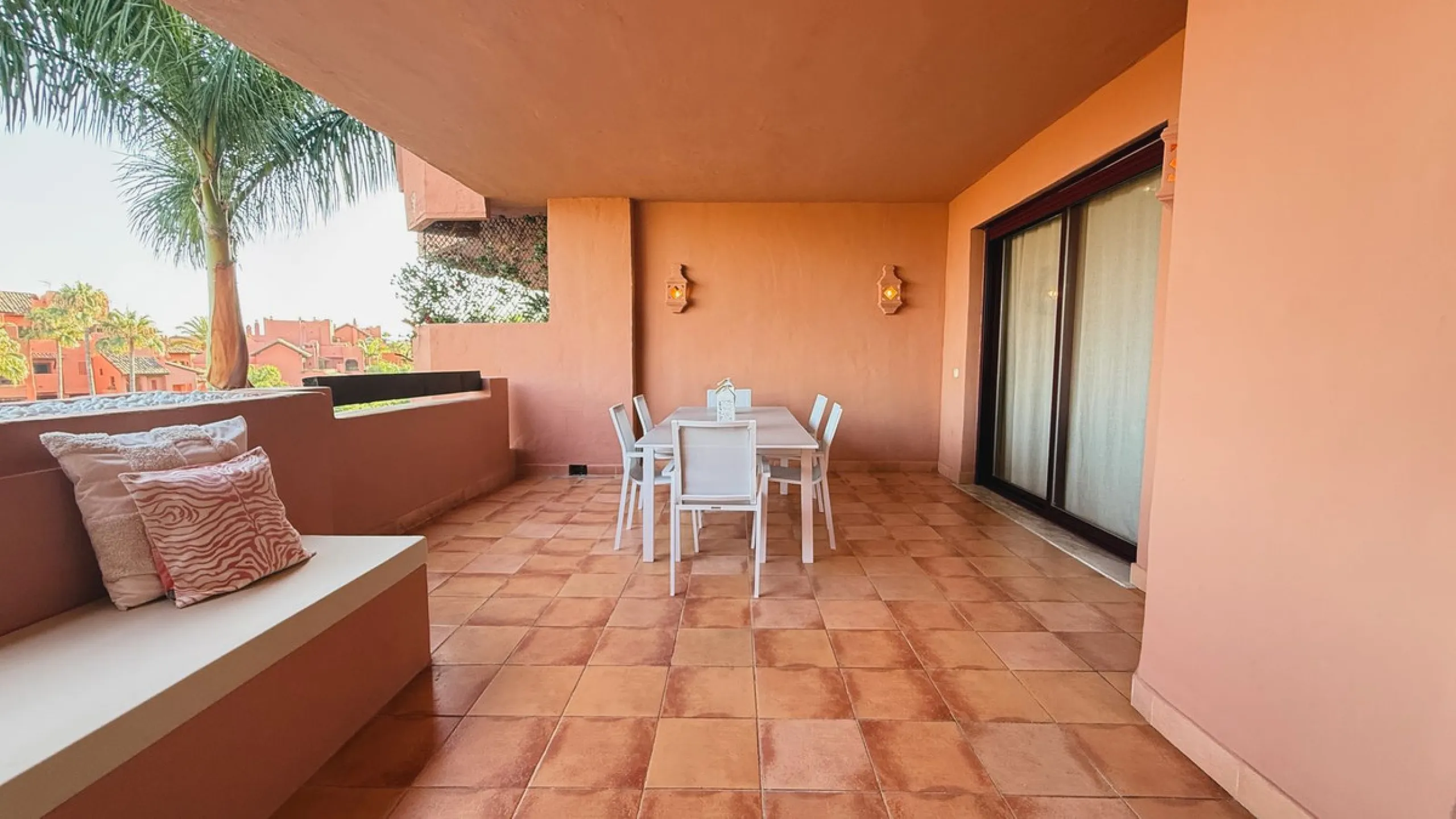 Modern 3-Bedroom Apartment in Las Nayades, Estepona