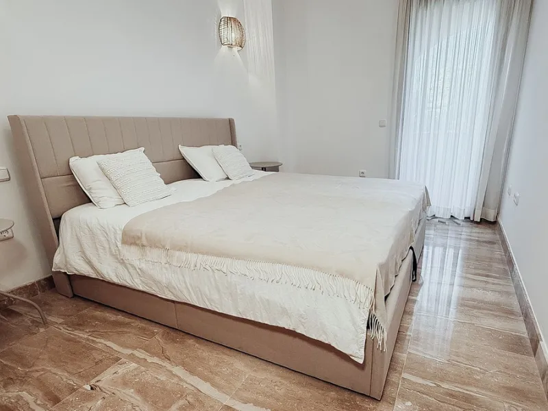Modern 3-Bedroom Apartment in Las Nayades, Estepona