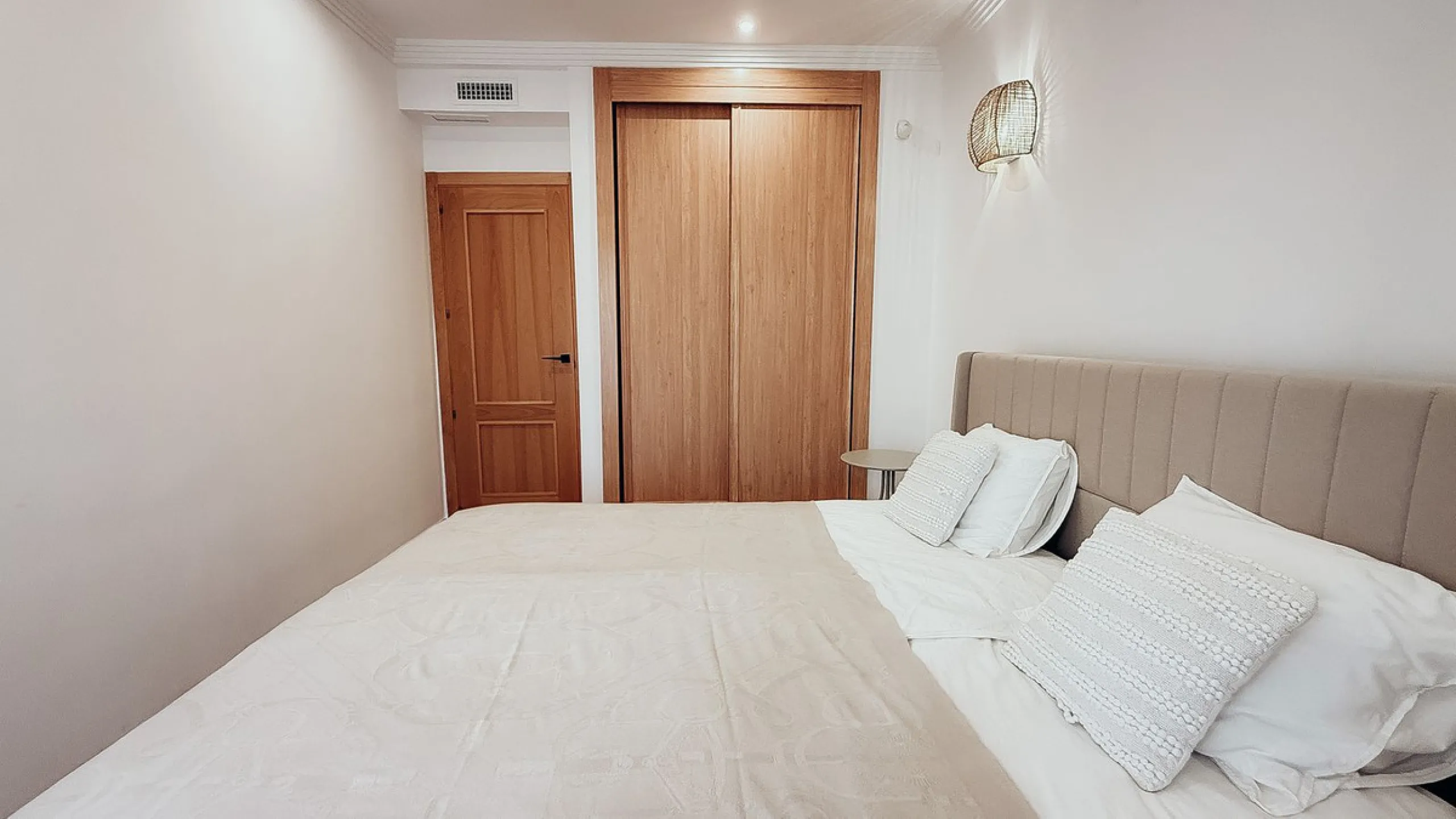 Modern 3-Bedroom Apartment in Las Nayades, Estepona