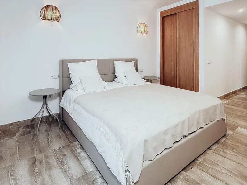 Modern 3-Bedroom Apartment in Las Nayades, Estepona