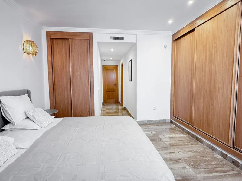 Modern 3-Bedroom Apartment in Las Nayades, Estepona