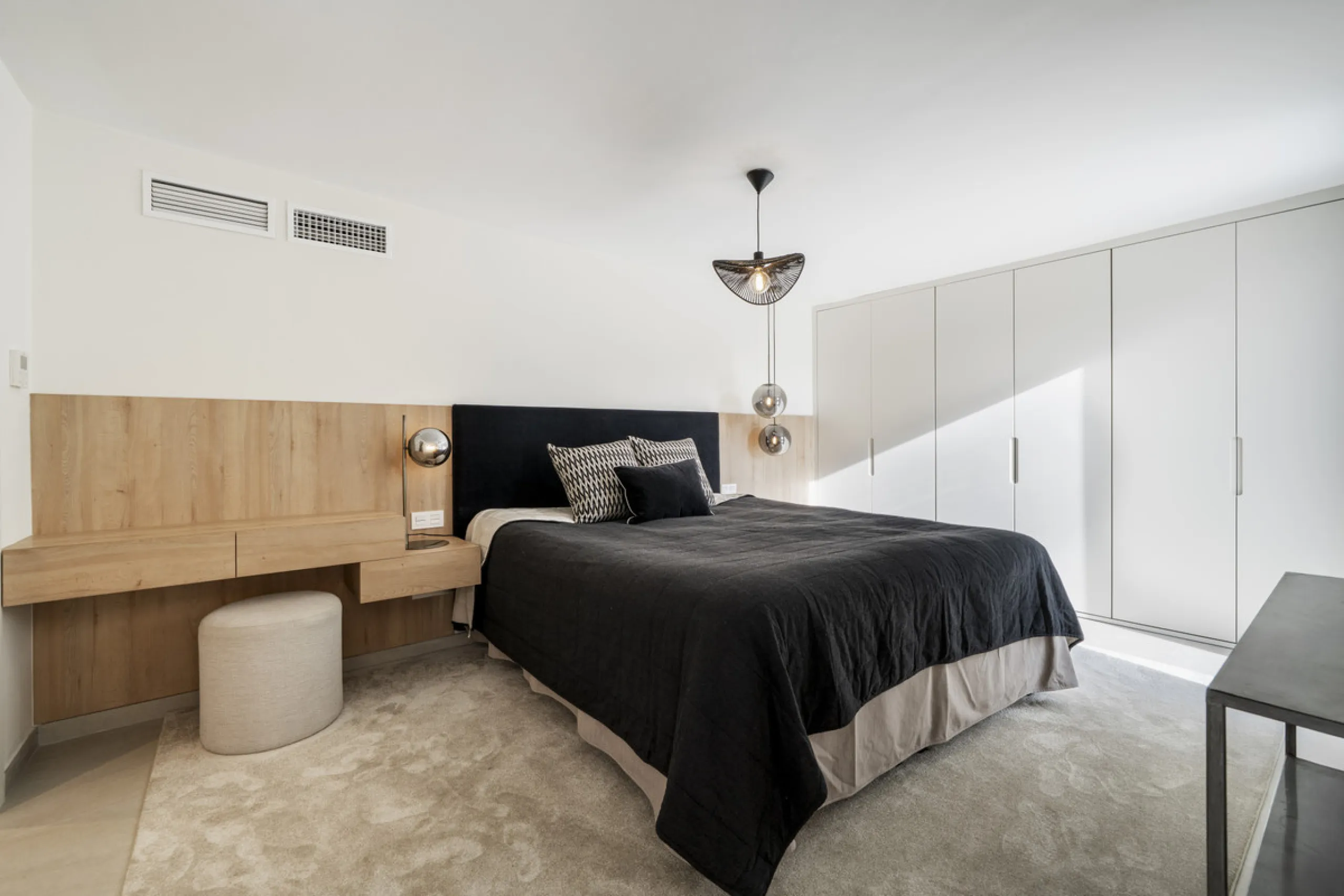 With a focus on practicality, comfort, and modern style, this property offers a layout that works well for both daily living and holiday use. Its renovation has brought the house up to today's standards, making it move-in ready from day one.