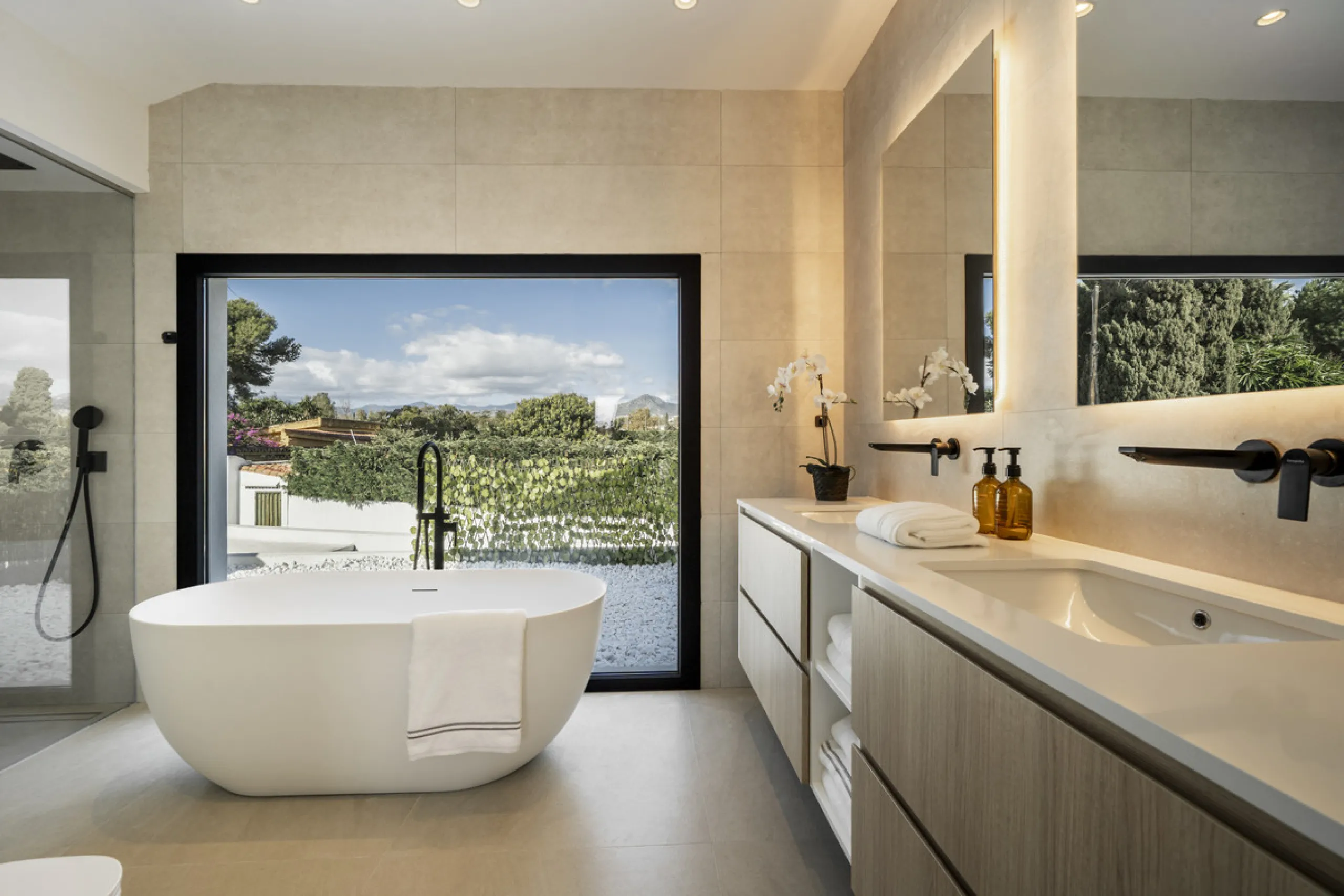 With a focus on practicality, comfort, and modern style, this property offers a layout that works well for both daily living and holiday use. Its renovation has brought the house up to today's standards, making it move-in ready from day one.
