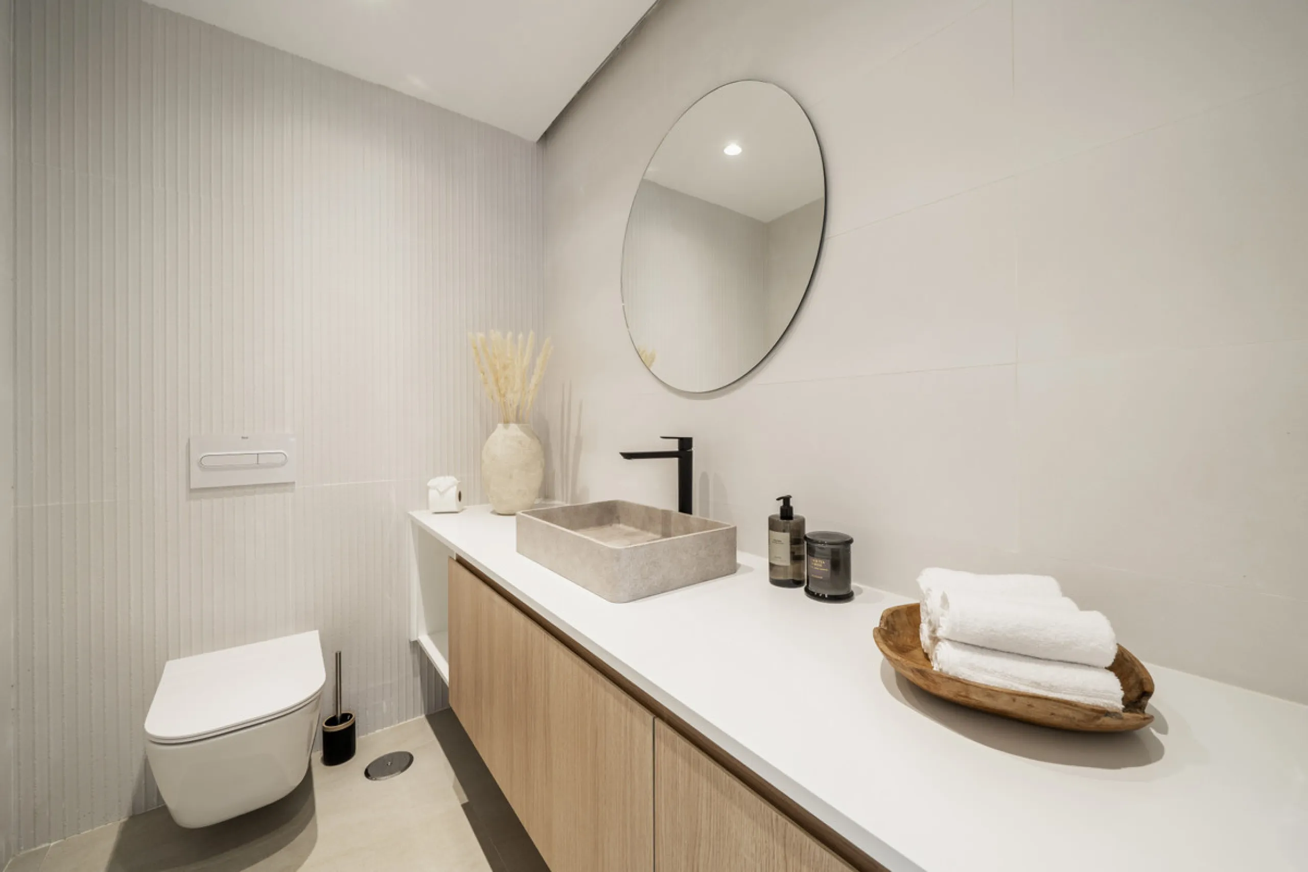 With a focus on practicality, comfort, and modern style, this property offers a layout that works well for both daily living and holiday use. Its renovation has brought the house up to today's standards, making it move-in ready from day one.