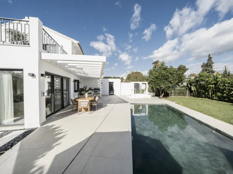 With a focus on practicality, comfort, and modern style, this property offers a layout that works well for both daily living and holiday use. Its renovation has brought the house up to today's standards, making it move-in ready from day one.