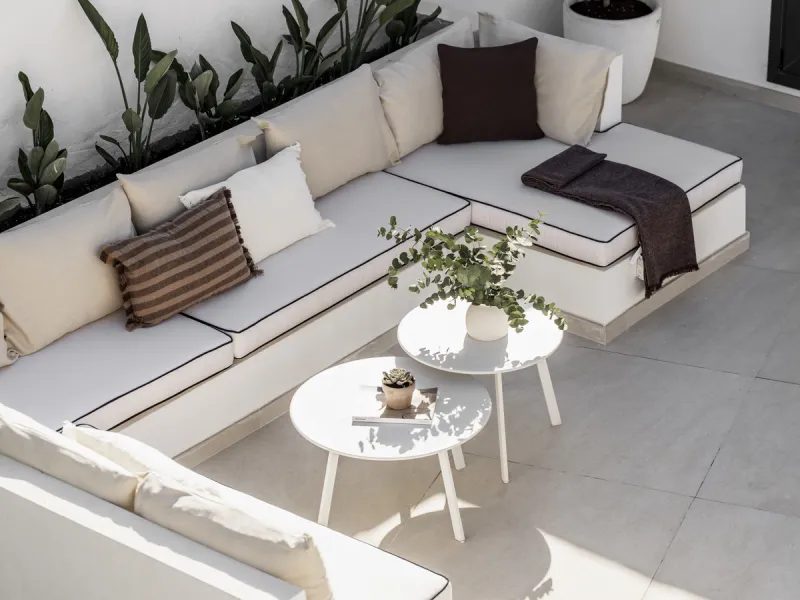 With a focus on practicality, comfort, and modern style, this property offers a layout that works well for both daily living and holiday use. Its renovation has brought the house up to today's standards, making it move-in ready from day one.