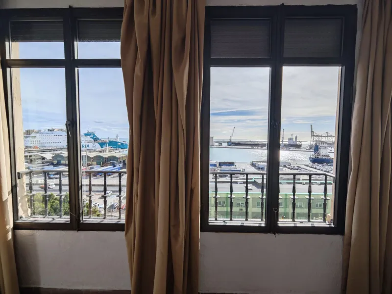 Apartment - Middle Floor Apartment в продаже в Málaga, Málaga. В доме 4 спален и 2 ванных комнат. Площадь дома 145 м²