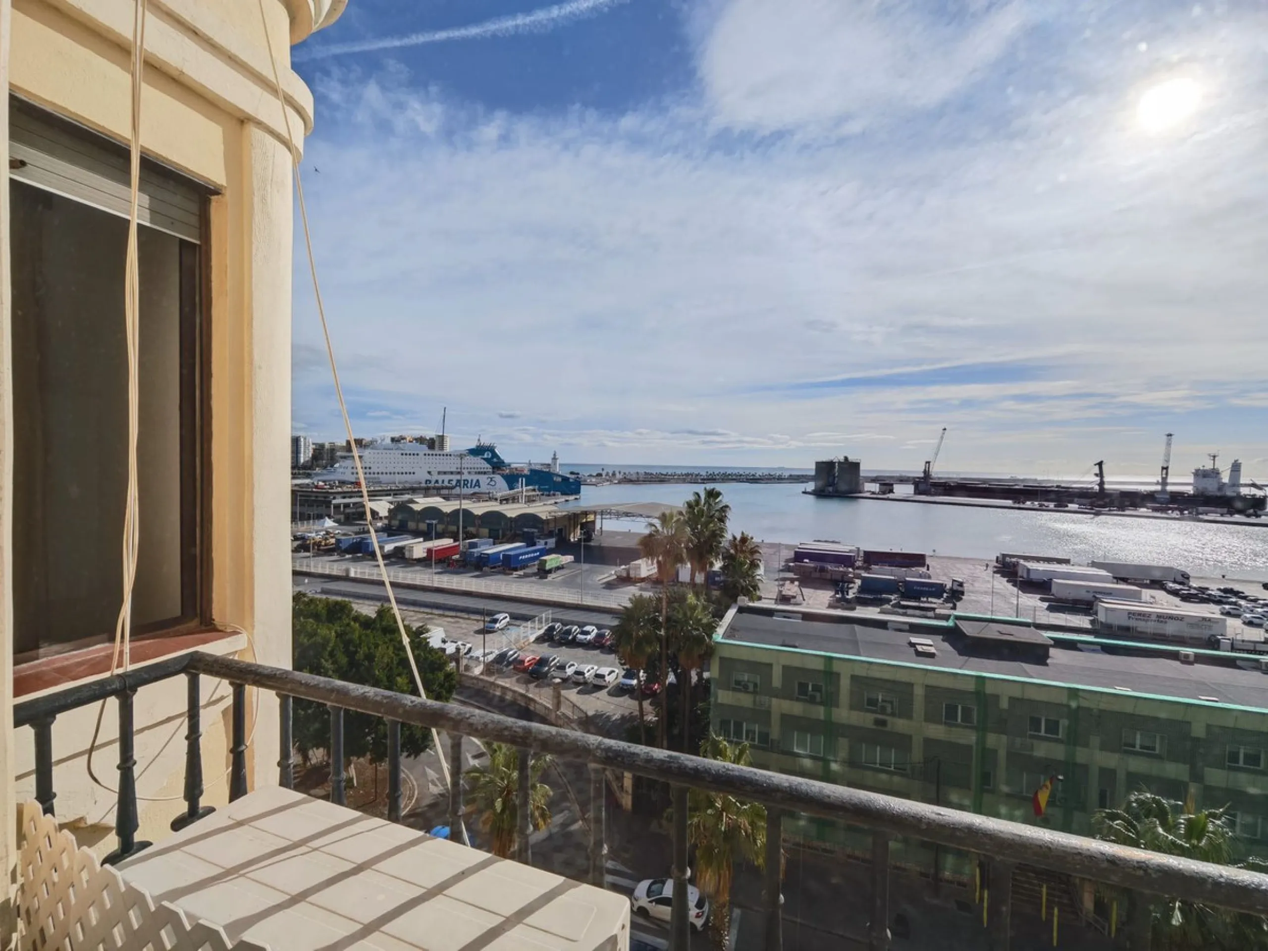 Apartment - Middle Floor Apartment в продаже в Málaga, Málaga. В доме 4 спален и 2 ванных комнат. Площадь дома 145 м²
