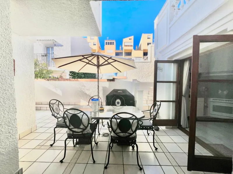 Beachfront complex in Estepona, New Golden Mile, between Cancelada and Selwo, close to Las Dunas. Stunning fully renovated corner semi-detached townhouse, located in a frontline beach complex with a unique charm, reminiscent of an authentic fishing villag