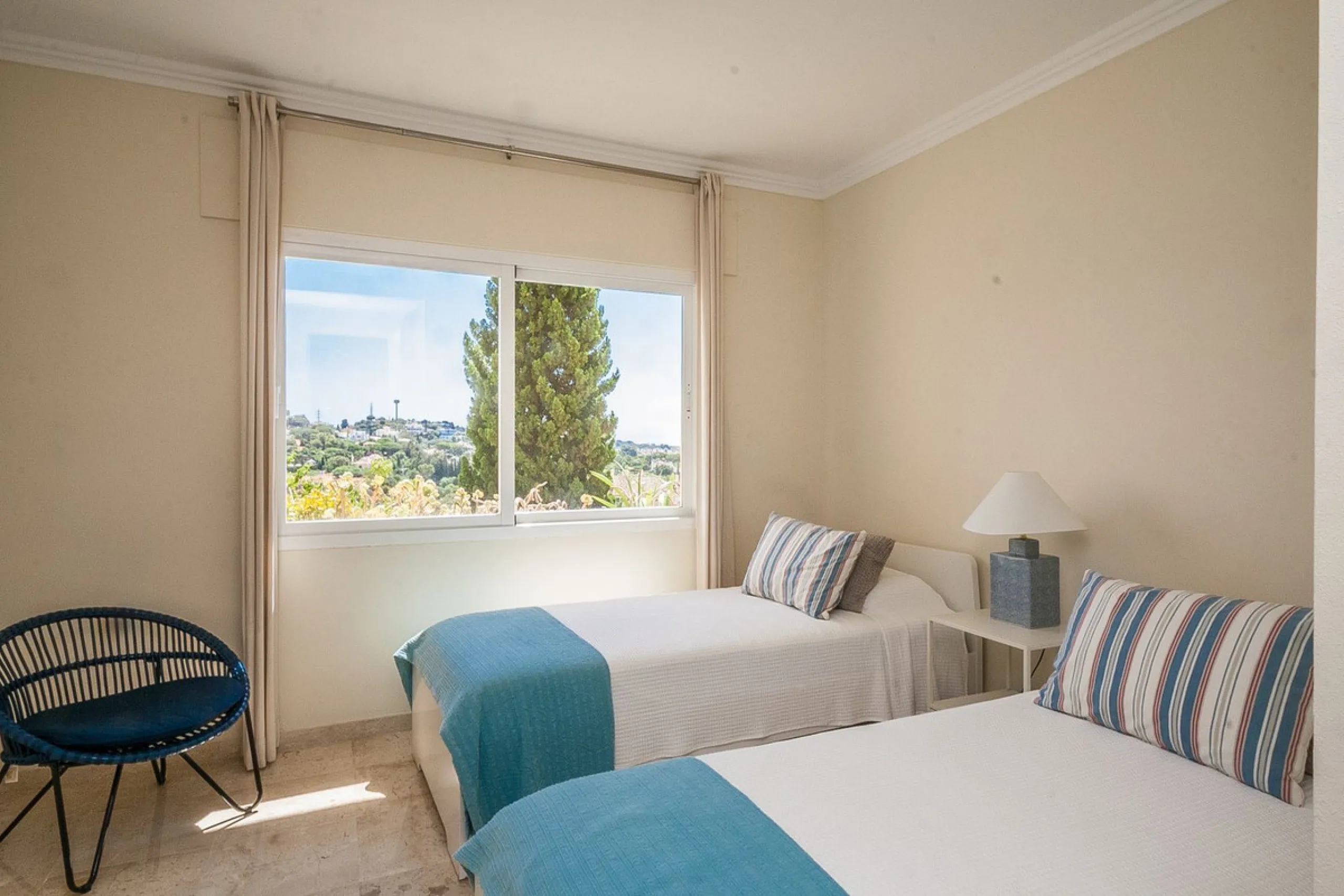 Apartment - Ground Floor Apartment в продаже в Marbella, Málaga. В доме 3 спален и 3 ванных комнат. Площадь дома 160 м²