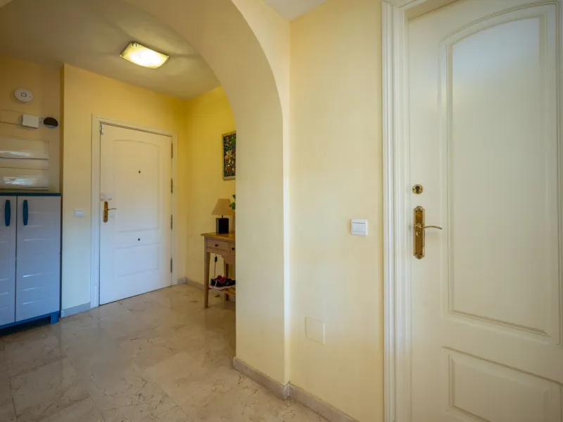 One-level apartment consisting of 3 double bedrooms, together with 3 bathrooms a large L shape terrace with the bonus of half being covered and the other half open to be able to enjoy the sun all day long which you has limited sea views. Property comes wi