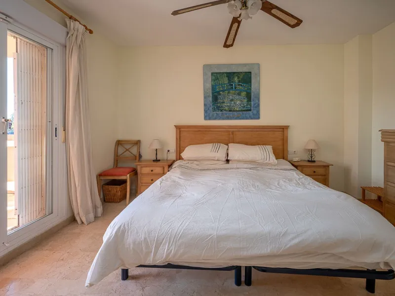 One-level apartment consisting of 3 double bedrooms, together with 3 bathrooms a large L shape terrace with the bonus of half being covered and the other half open to be able to enjoy the sun all day long which you has limited sea views. Property comes wi