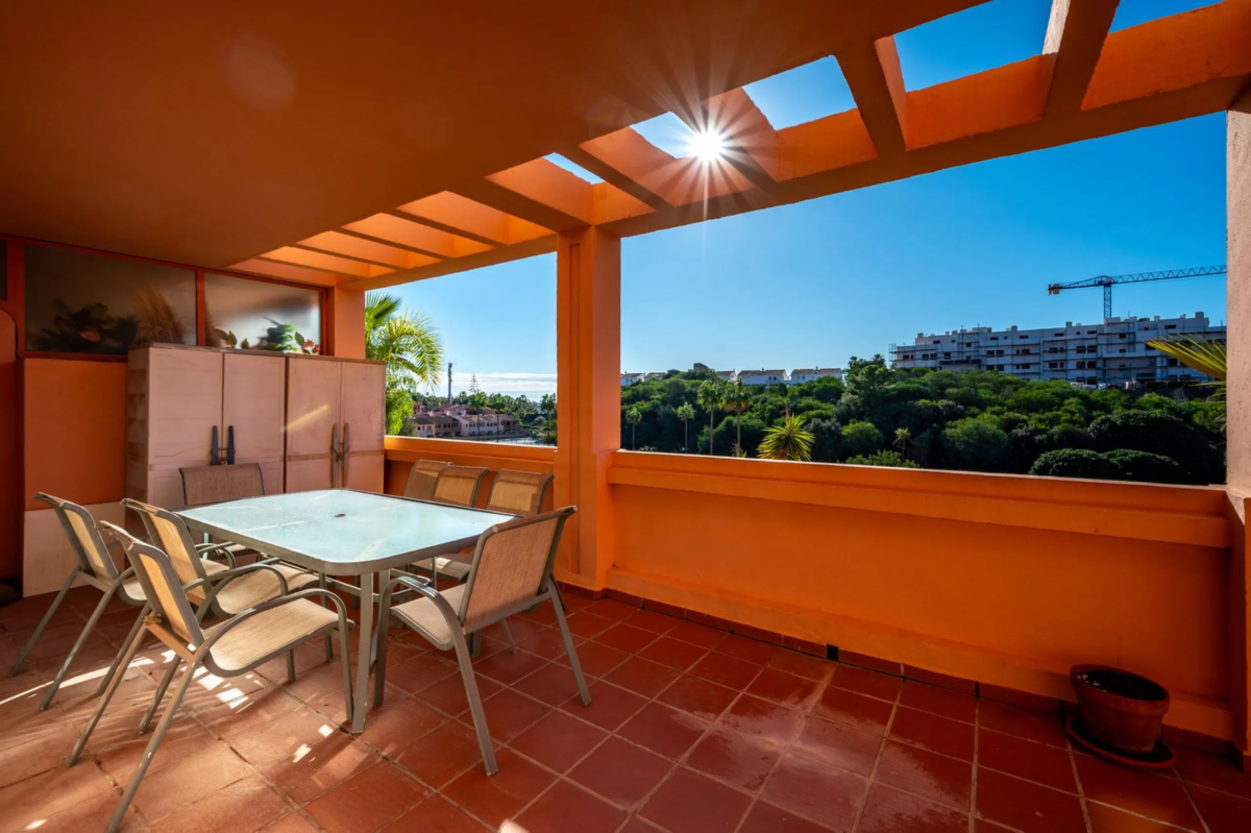 One-level apartment consisting of 3 double bedrooms, together with 3 bathrooms a large L shape terrace with the bonus of half being covered and the other half open to be able to enjoy the sun all day long which you has limited sea views. Property comes wi